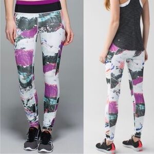 Lululemon Speed Tight III Pigment Wave Print Ruched Sides Size 10